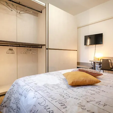 Corsini Guest house *